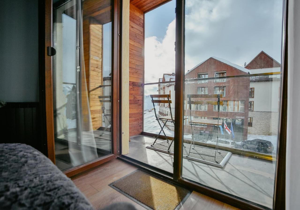 Tedy'S Apartments In New Gudauri Exterior photo